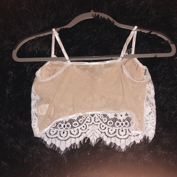 Cute White Lace Bralette - Picture 3 of 4